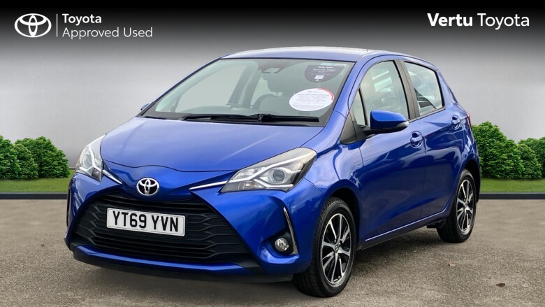 Toyota Yaris 1.5 VVT-i Icon Tech 5dr Petrol Hatchback
